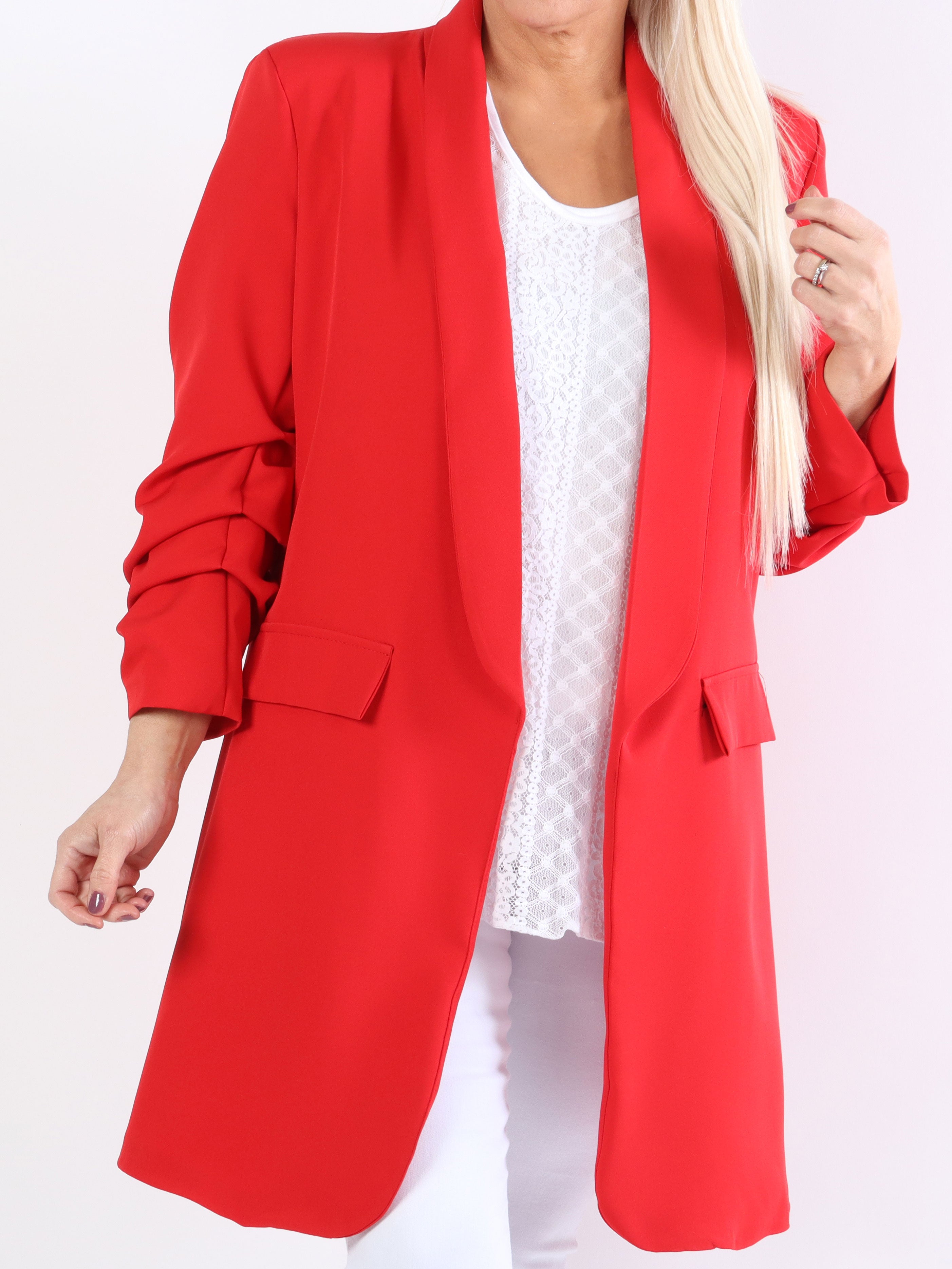 Mila Long - Snygg blazer med veck på ärmen